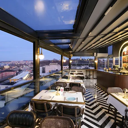 Glamour Istanbul