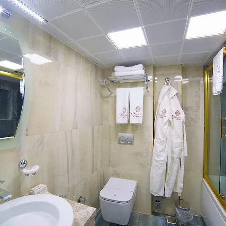 ホテル Glamour Sirkeci 4*